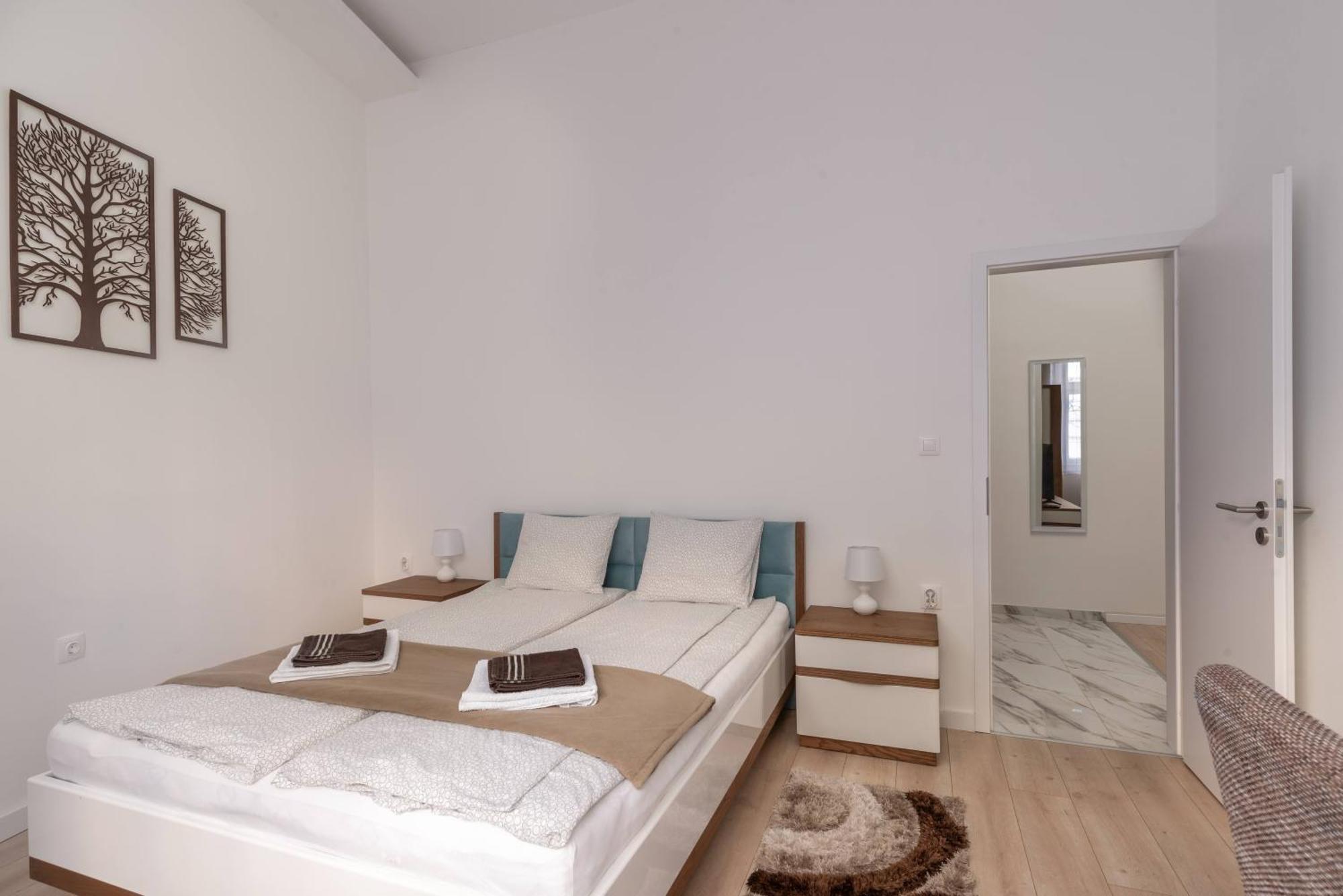 Apartment With 2 Bedrooms Near Gellert Thermal Bath بودابست المظهر الخارجي الصورة