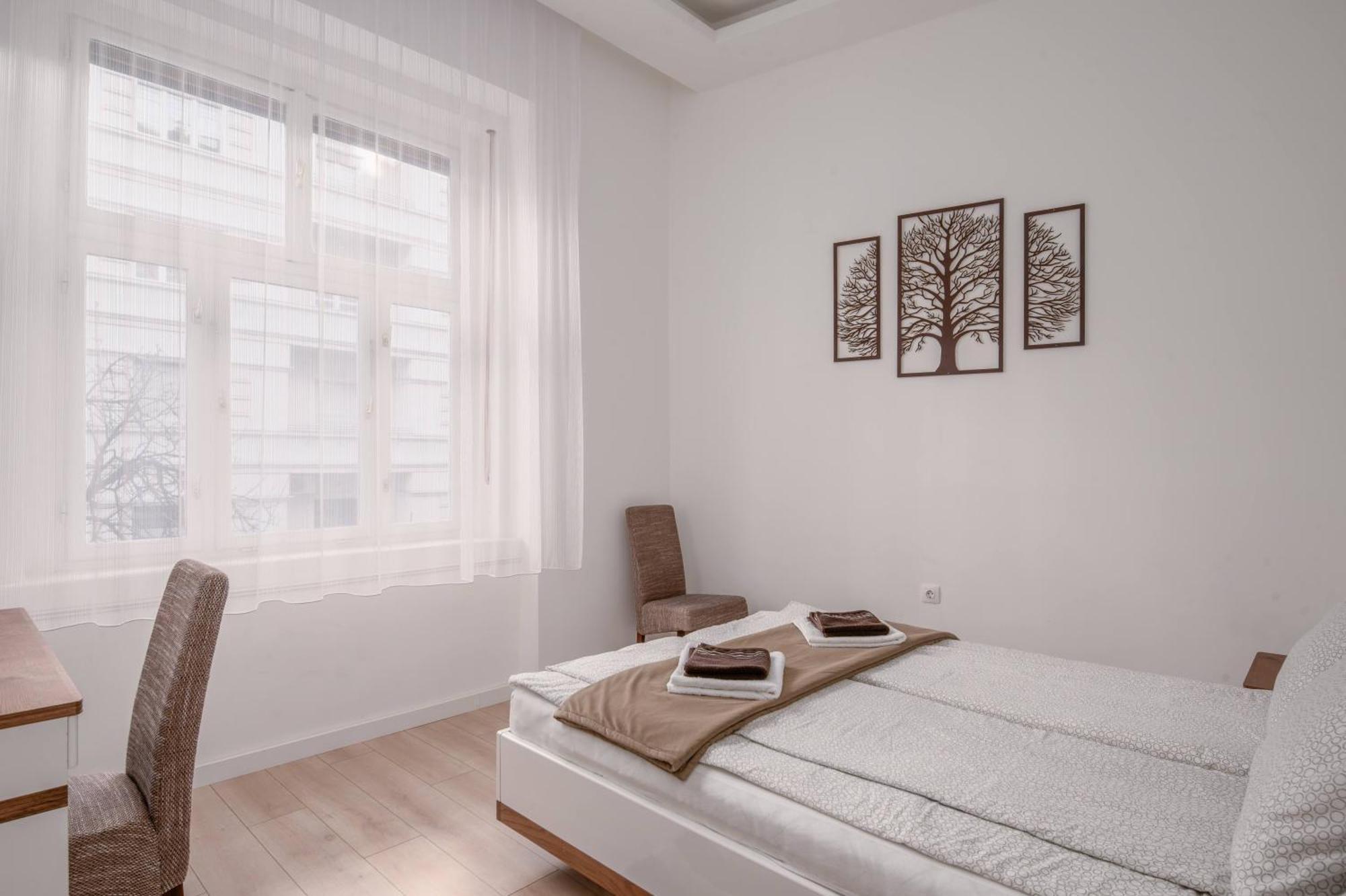 Apartment With 2 Bedrooms Near Gellert Thermal Bath بودابست المظهر الخارجي الصورة